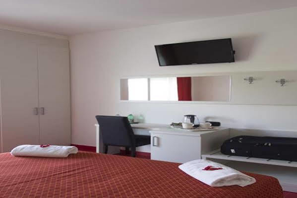 Hotel Villa Chiara Terracine Extérieur photo